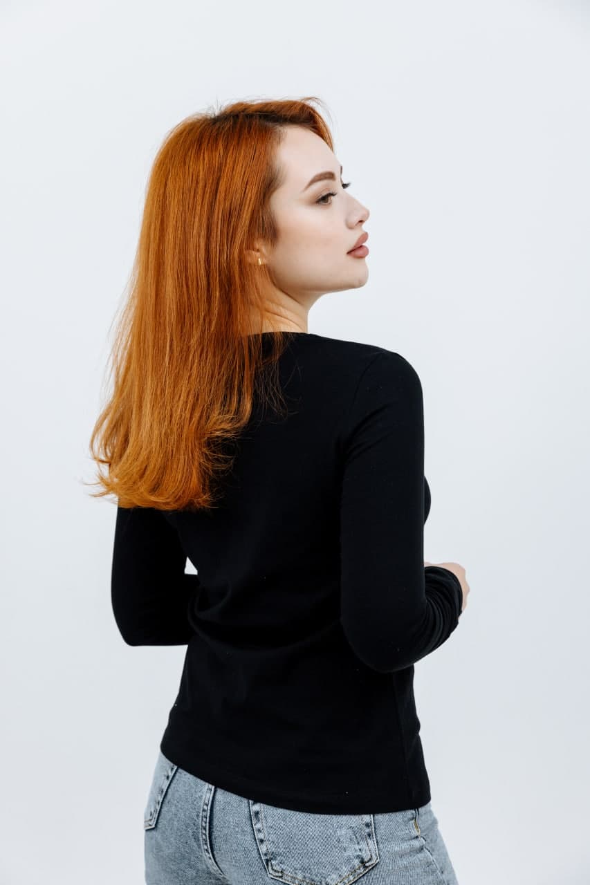 Black Longsleeves - image - 05